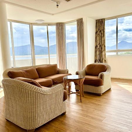 Acacia Court Hotel Кернс Екстер'єр фото