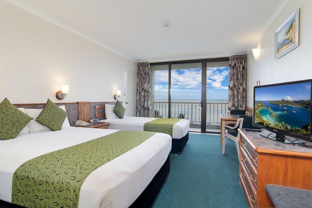 Acacia Court Hotel Кернс Екстер'єр фото