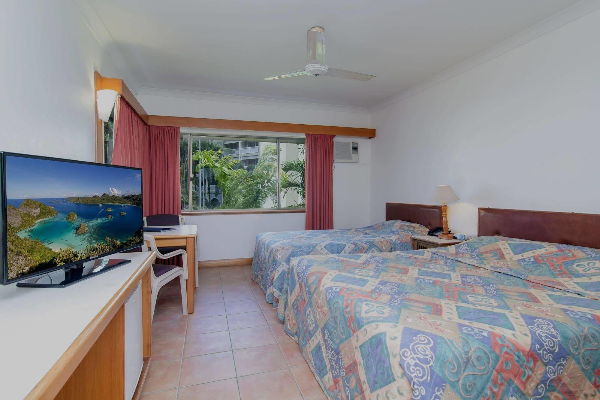 Acacia Court Hotel Кернс Екстер'єр фото